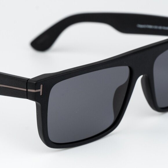 Tom Ford PHILIPPE Men Sunglasses Matte Black Polarized Rectangle FT0999-N/S 02D - Picture 6 of 11